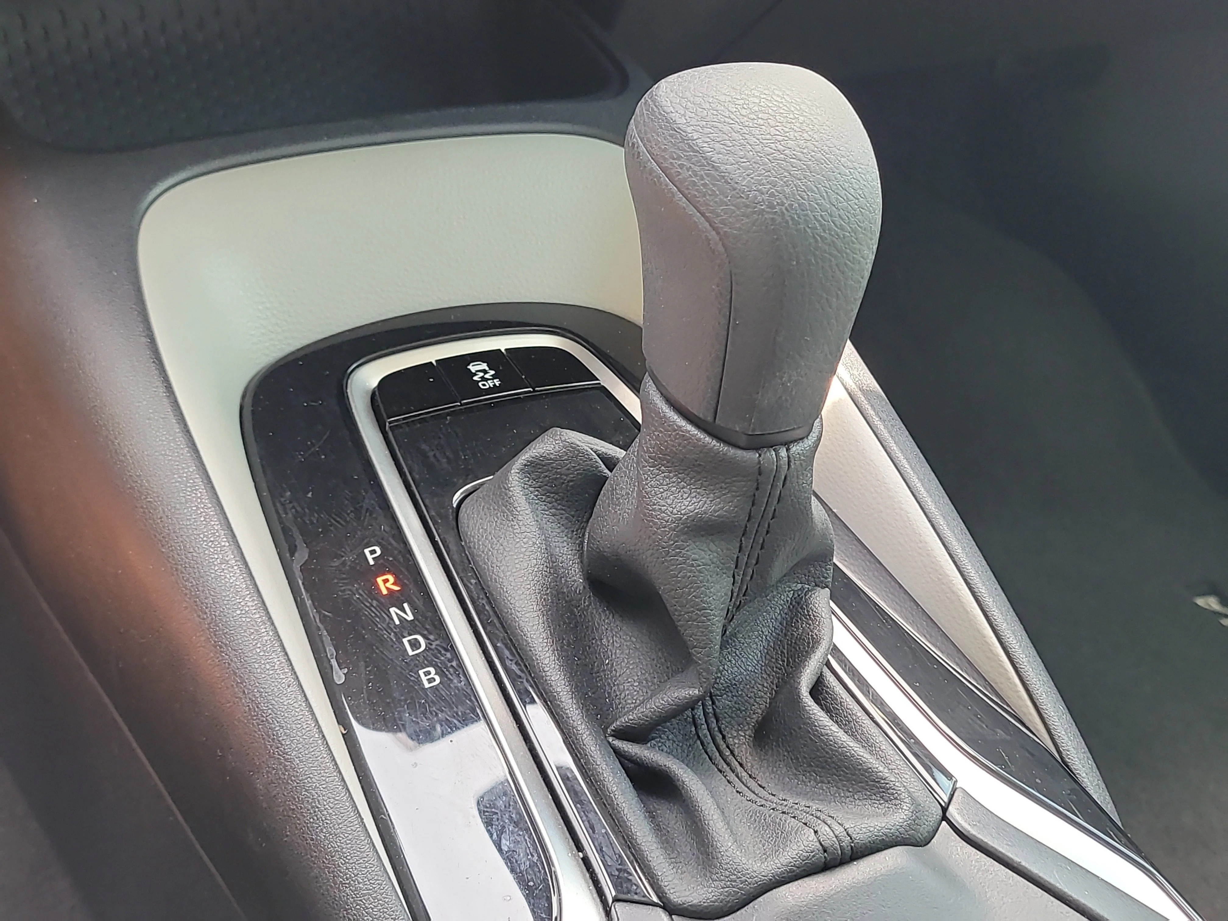 Certified Used 2025 Underground Toyota LE image 24