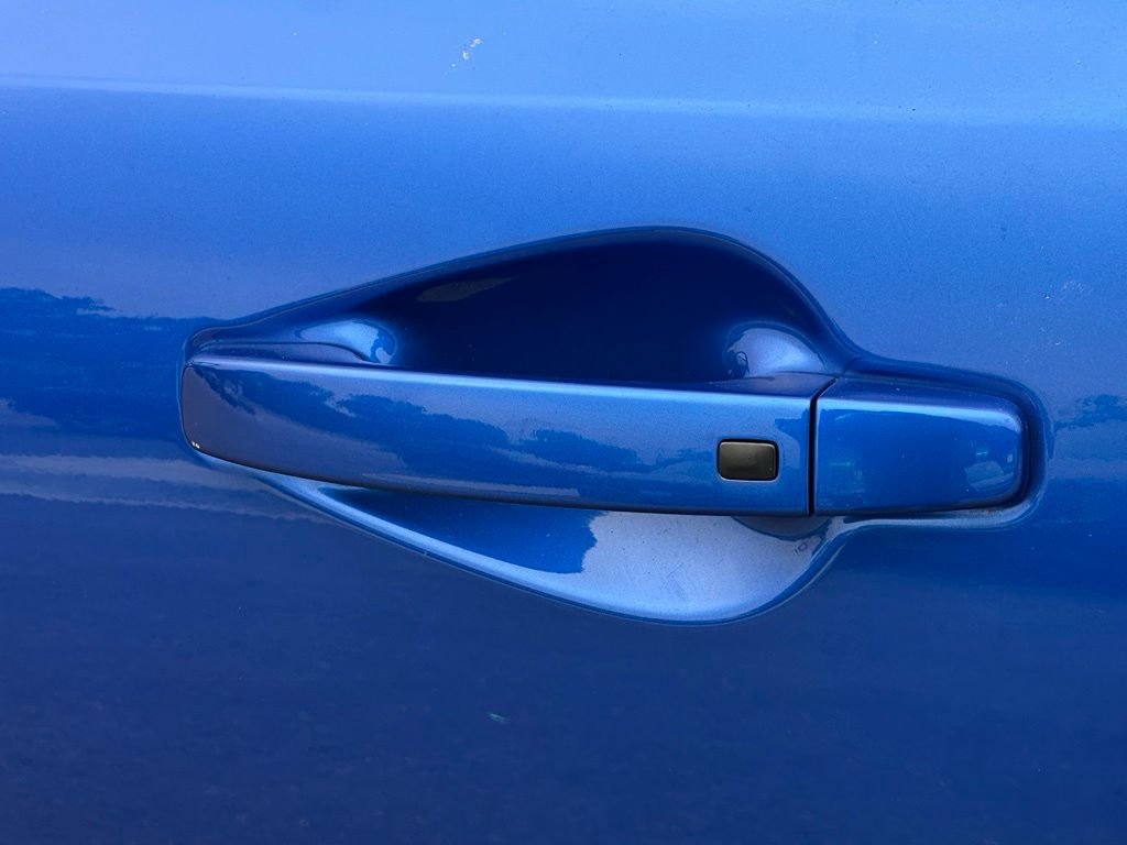 Used 2020 Blue Kia GT-Line image 13