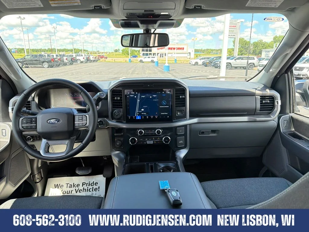 New 2026 Oxford White Ford XLT image 15