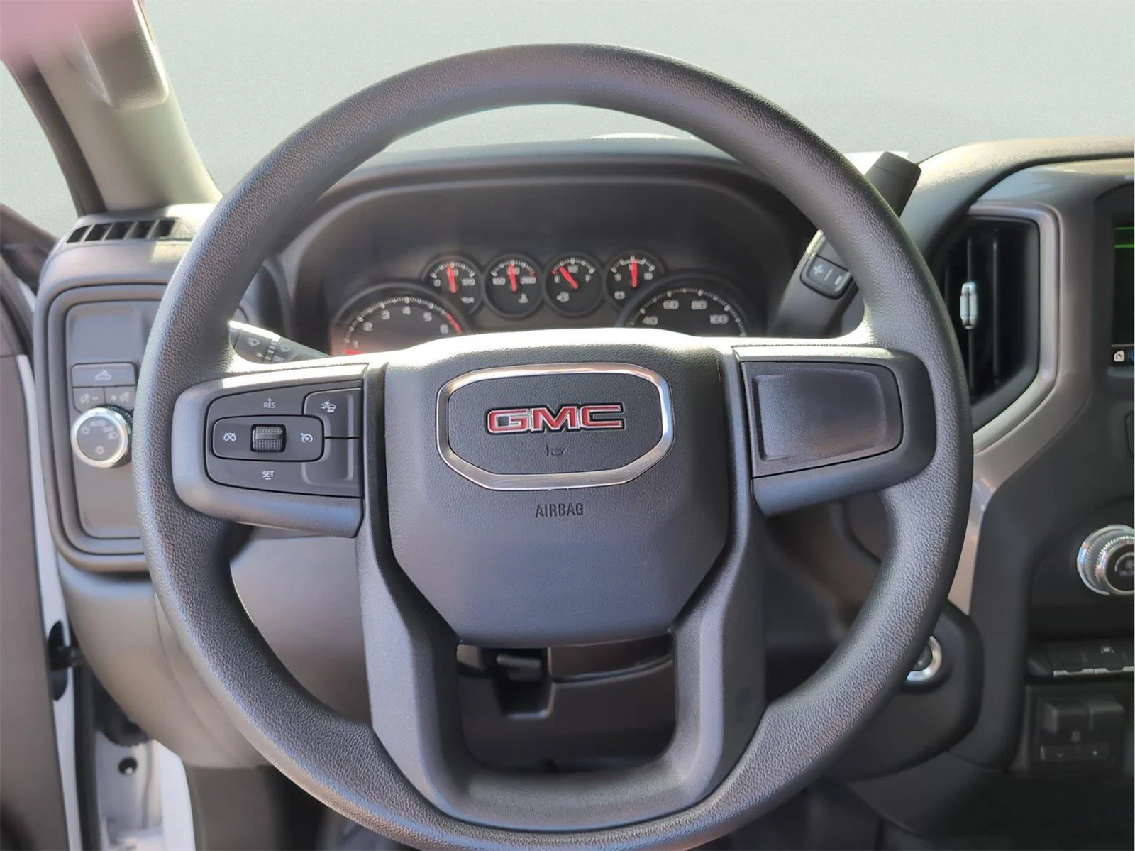 New 2026 Summit White GMC Pro image 22