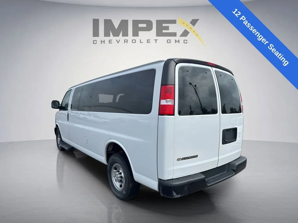 Used 2023 Summit White Chevrolet 1LS image 2