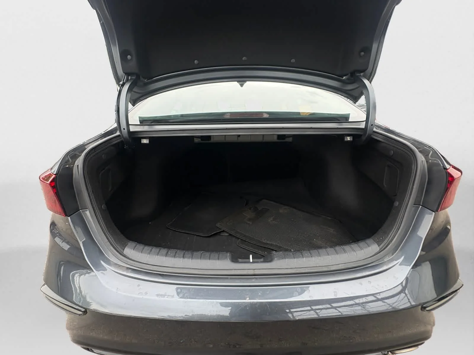 Used 2021 Gravity Gray Kia LXS image 21