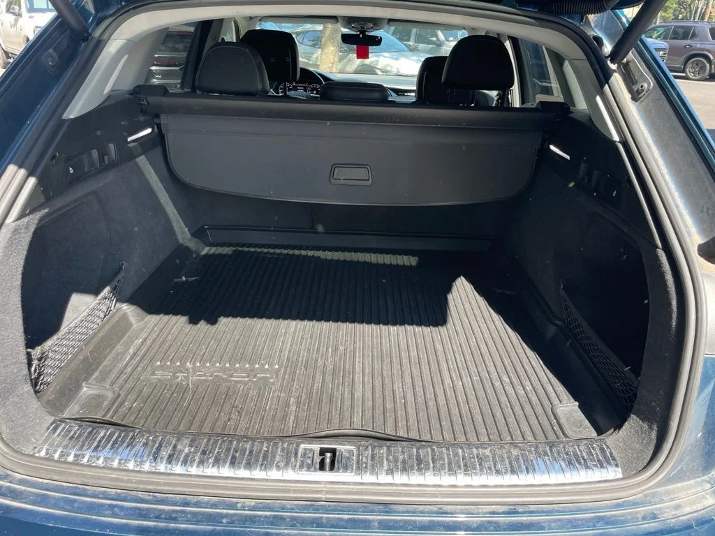 Used 2019 Galaxy Blue Metallic Audi Prestige image 23