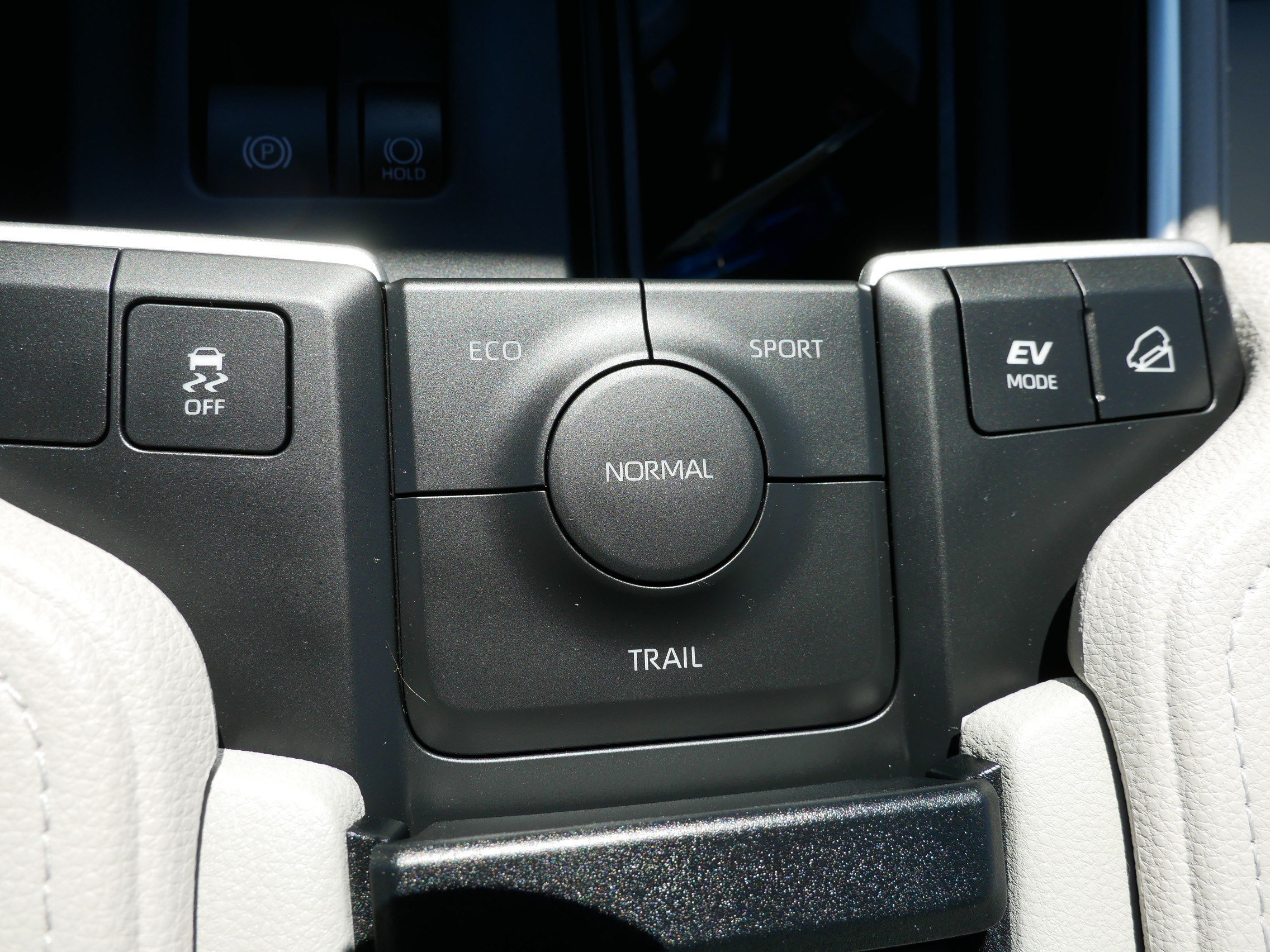 2024 Toyota Grand Highlander XLE - Photo 25