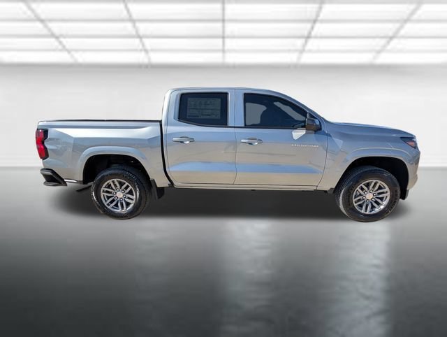 New 2026 Sterling Gray Metallic Chevrolet LT image 29