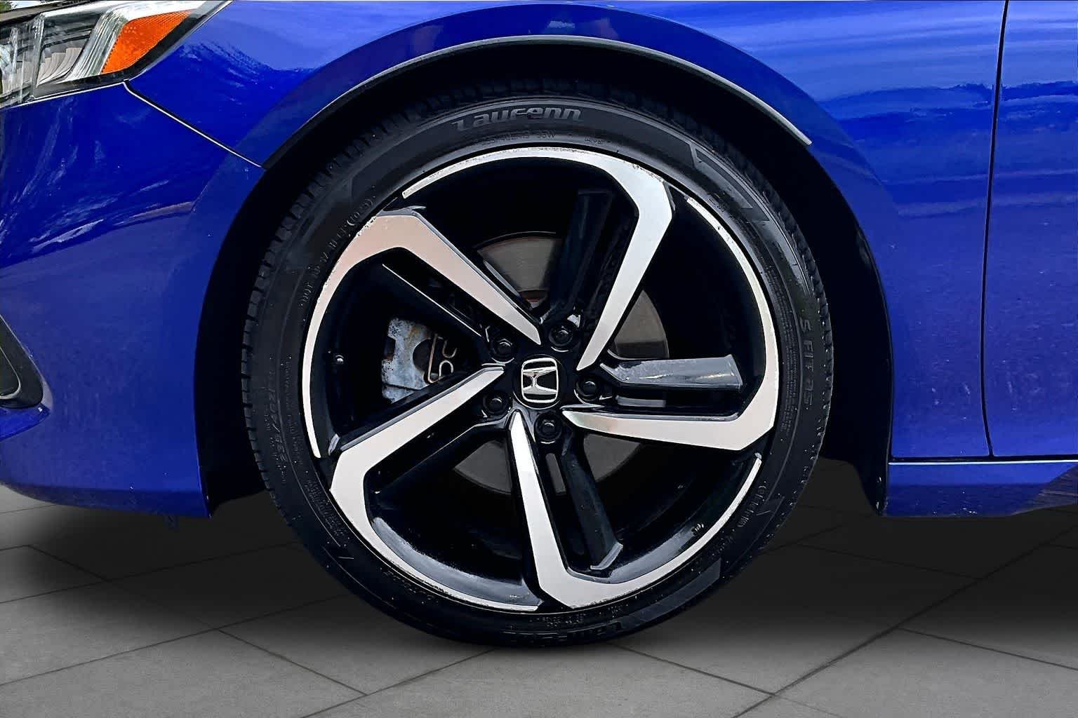 Certified Used 2021 Still Night Pearl Honda Sport image 11