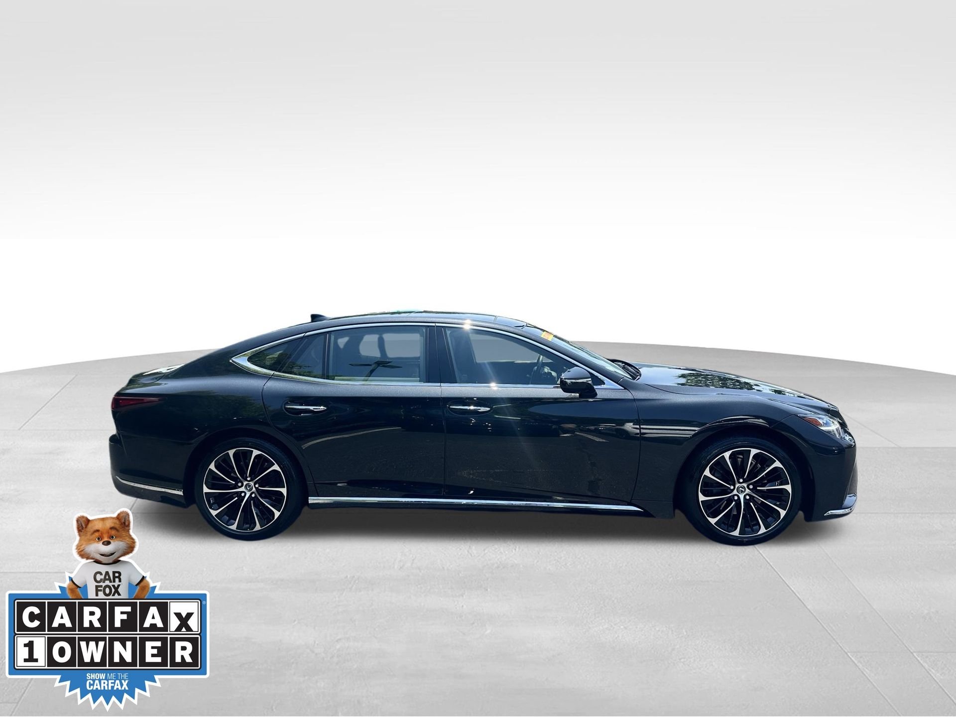 Used 2023 Black Lexus 500 Base image 29