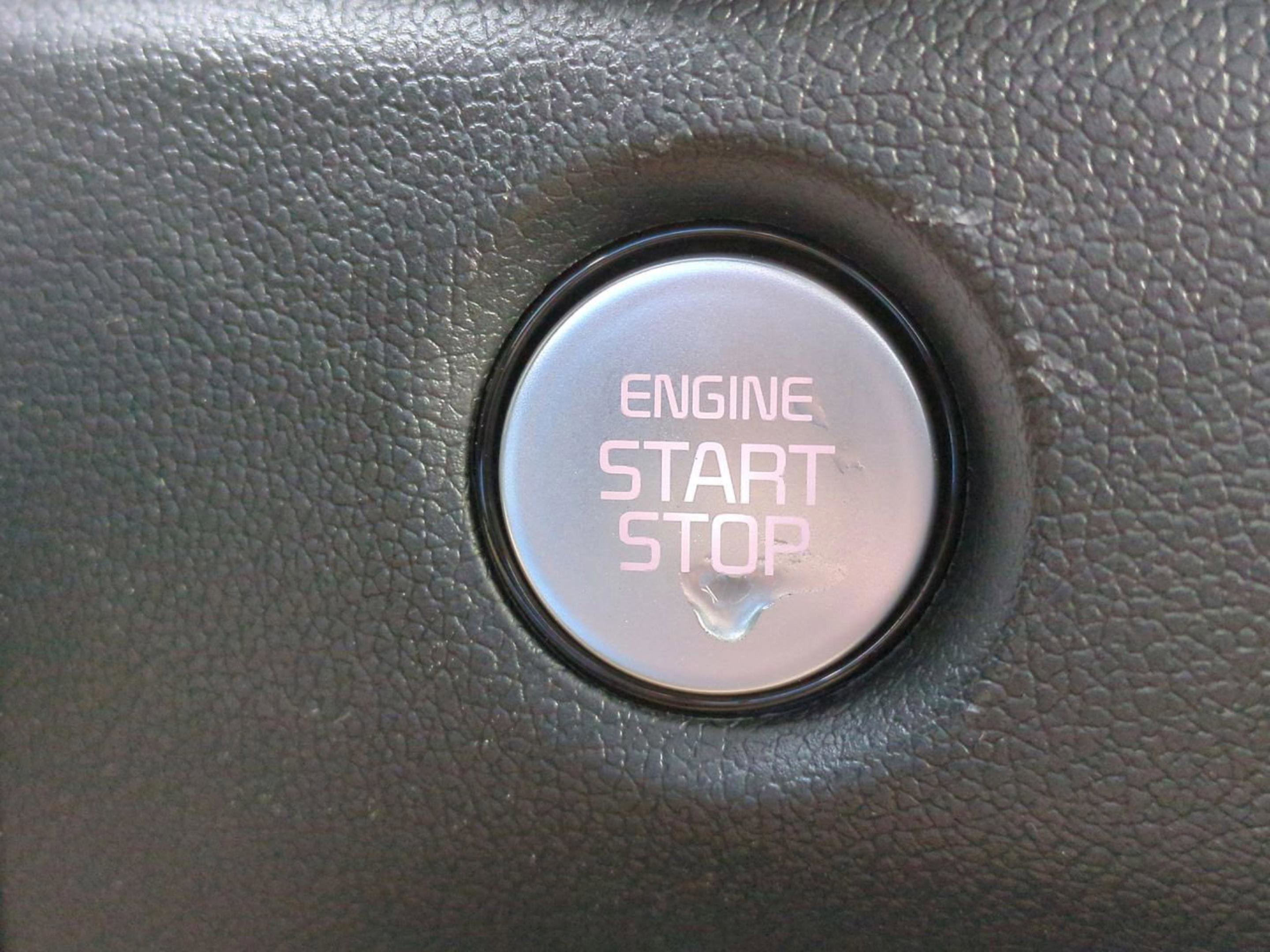 New 2026 Glacial White Pearl Kia LX image 14
