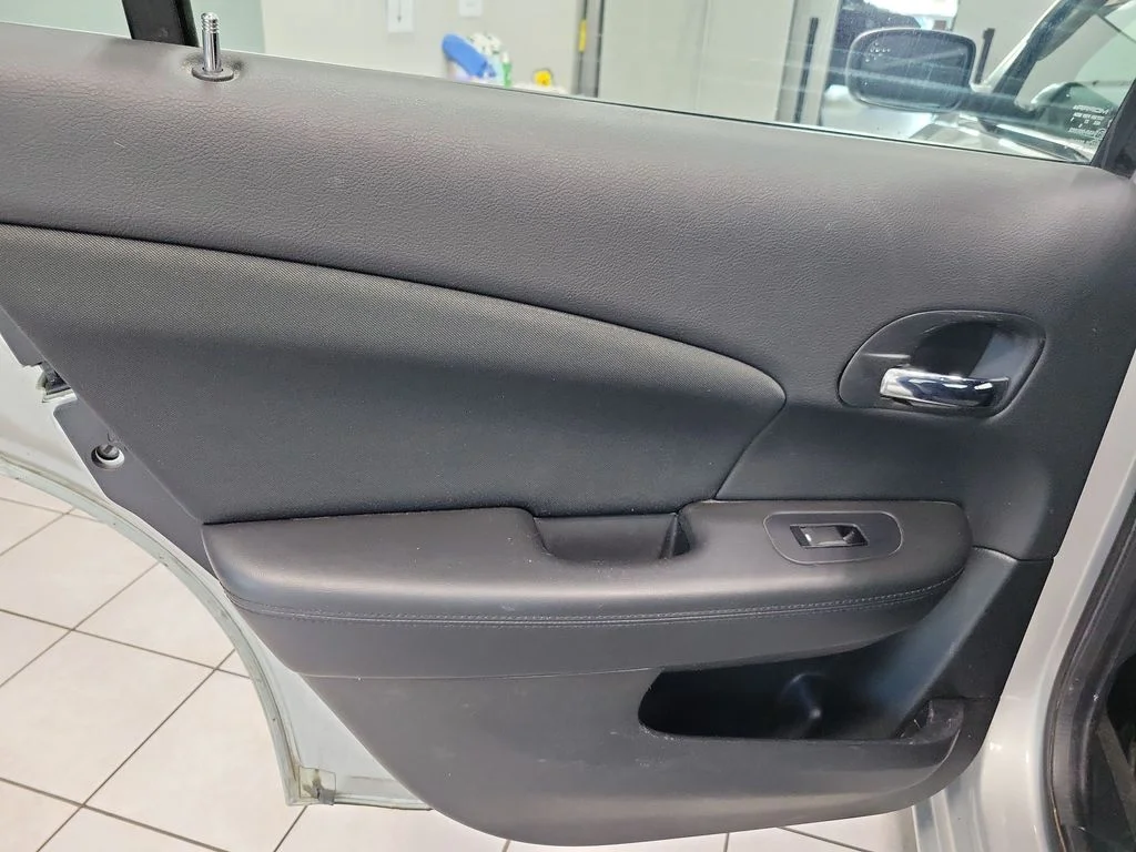 Used 2012 Silver Chrysler Touring image 22