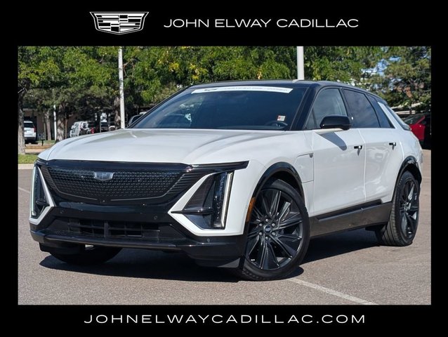 2024 Cadillac LYRIQ Sport 3