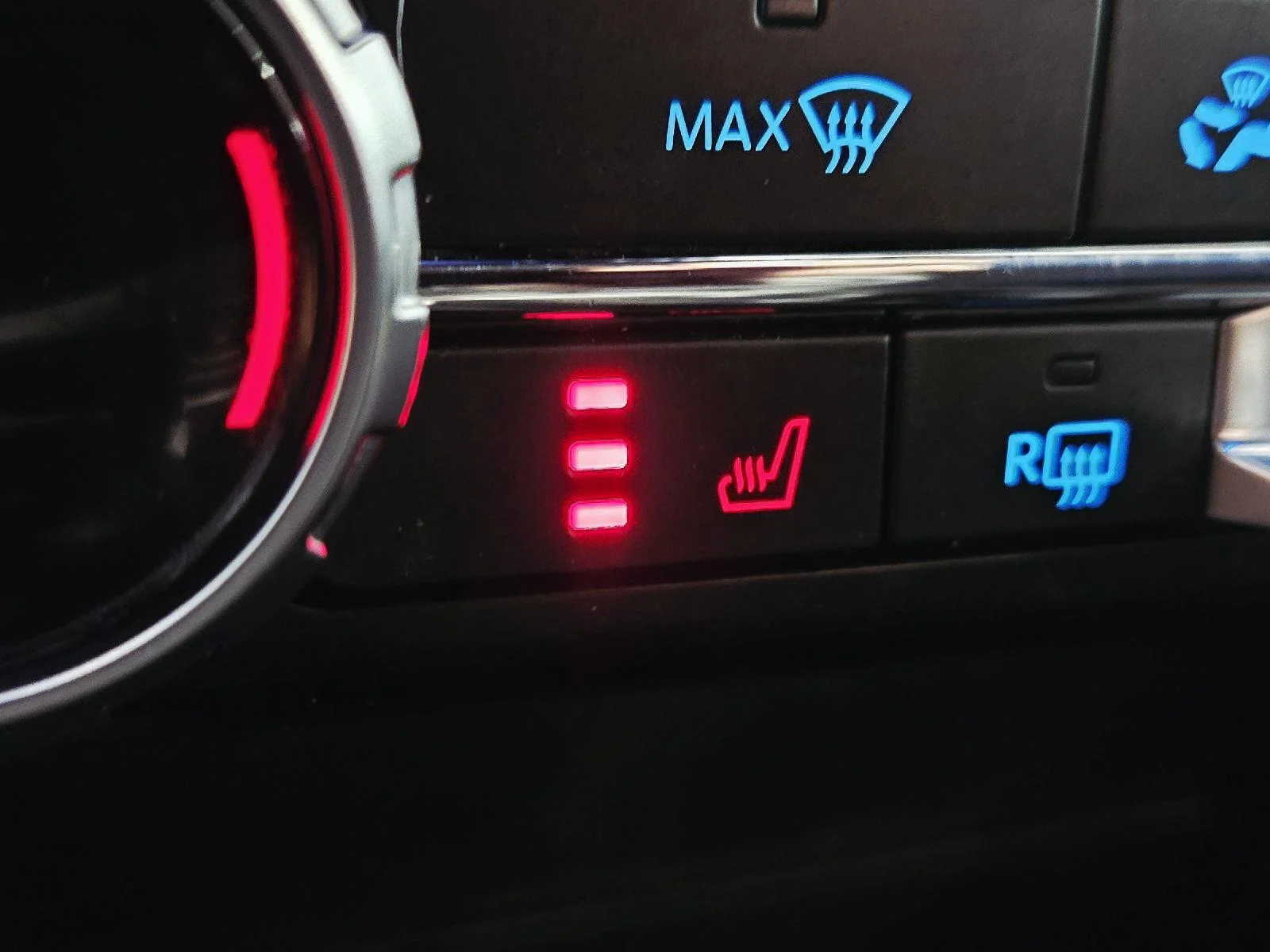 Used 2023 Atlas Blue Ford XLT image 50