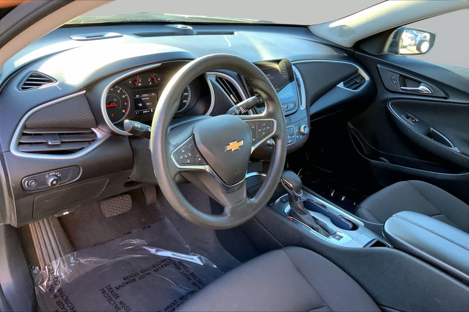 Used 2024 Mosaic Black Metallic Chevrolet LT image 17