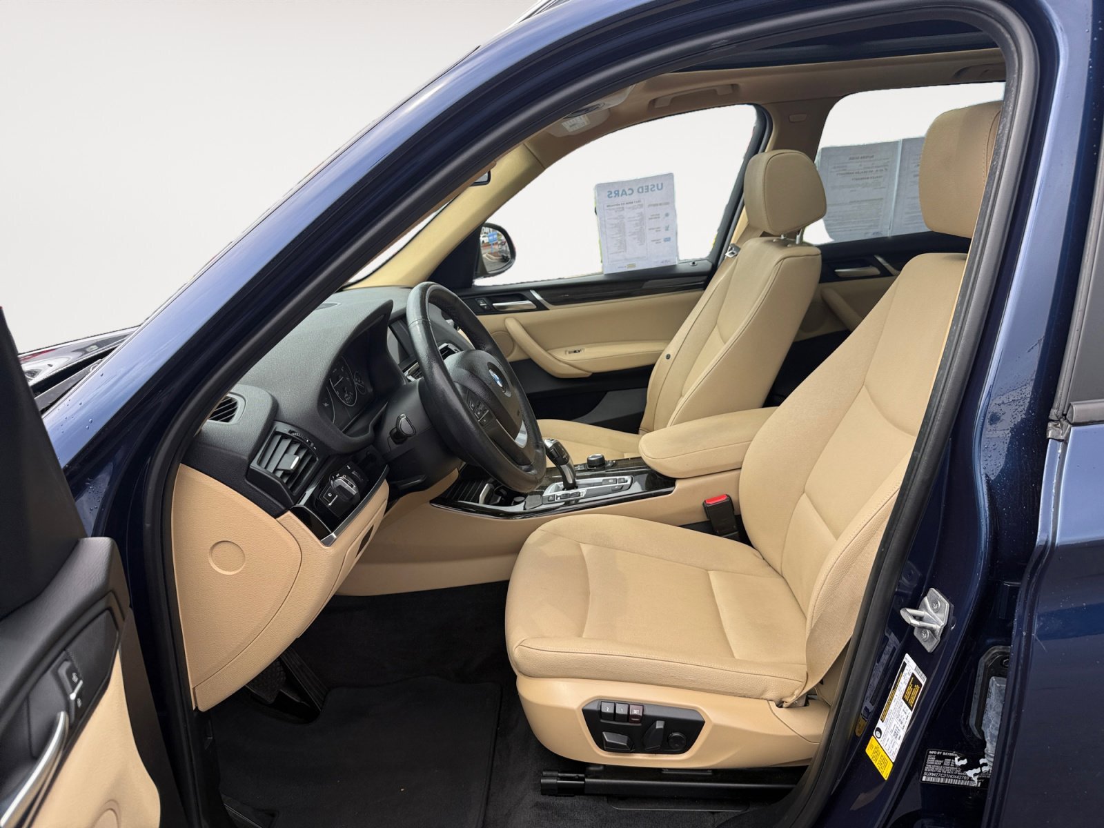 Used 2017 Deep Sea Blue Metallic BMW sDrive28i image 10