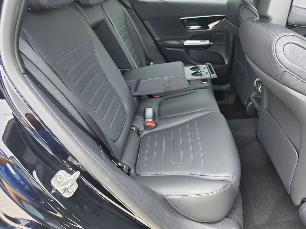 New 2026 Black Mercedes-Benz GLC 300 image 17