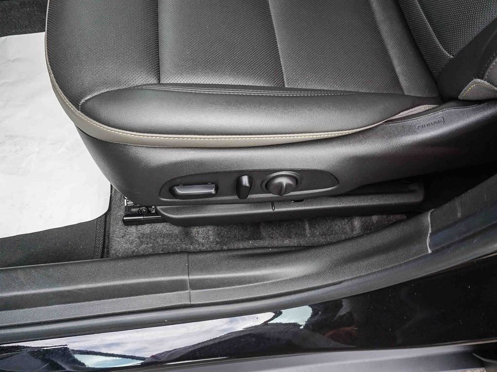 Used 2025 Black Chevrolet ACTIV image 19