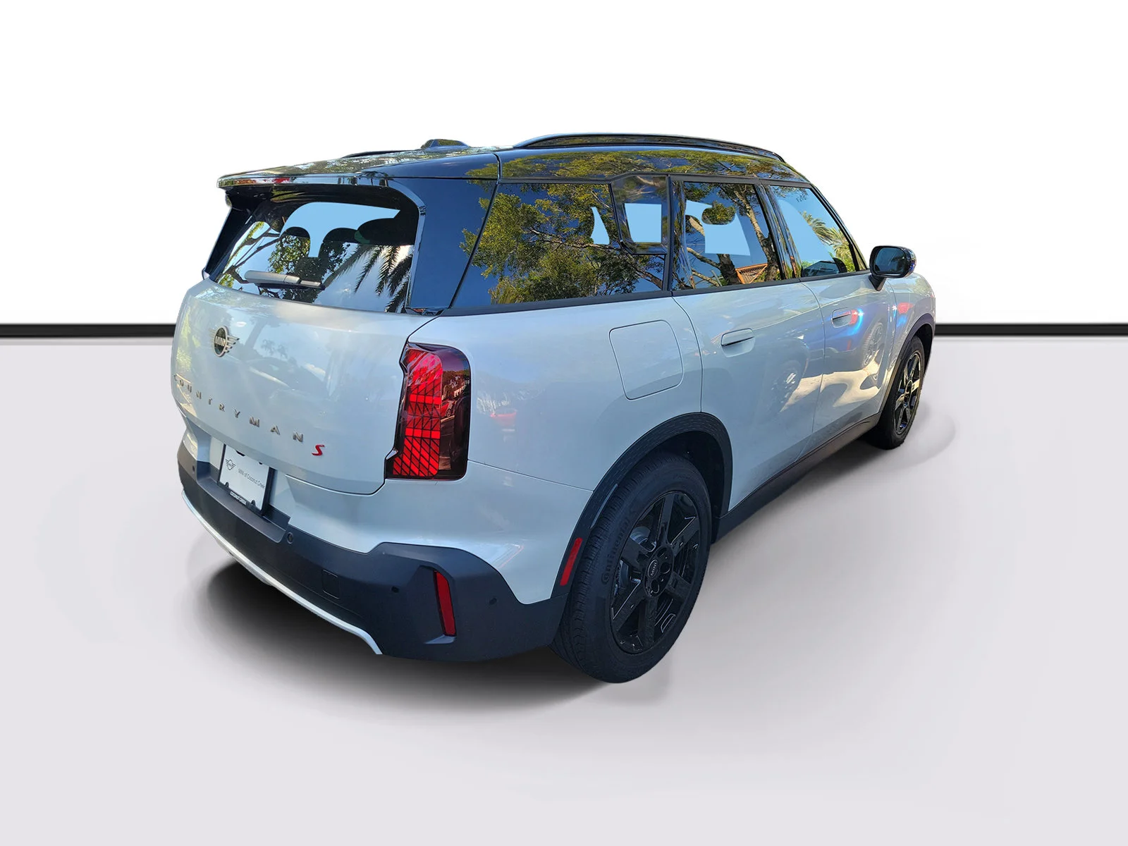 New 2027 White Metallic MINI Signature Plus image 4
