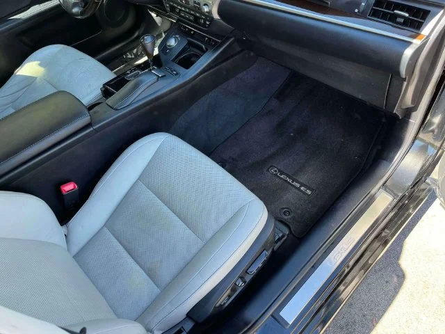 Used 2013 Obsidian Black Lexus 350 image 22