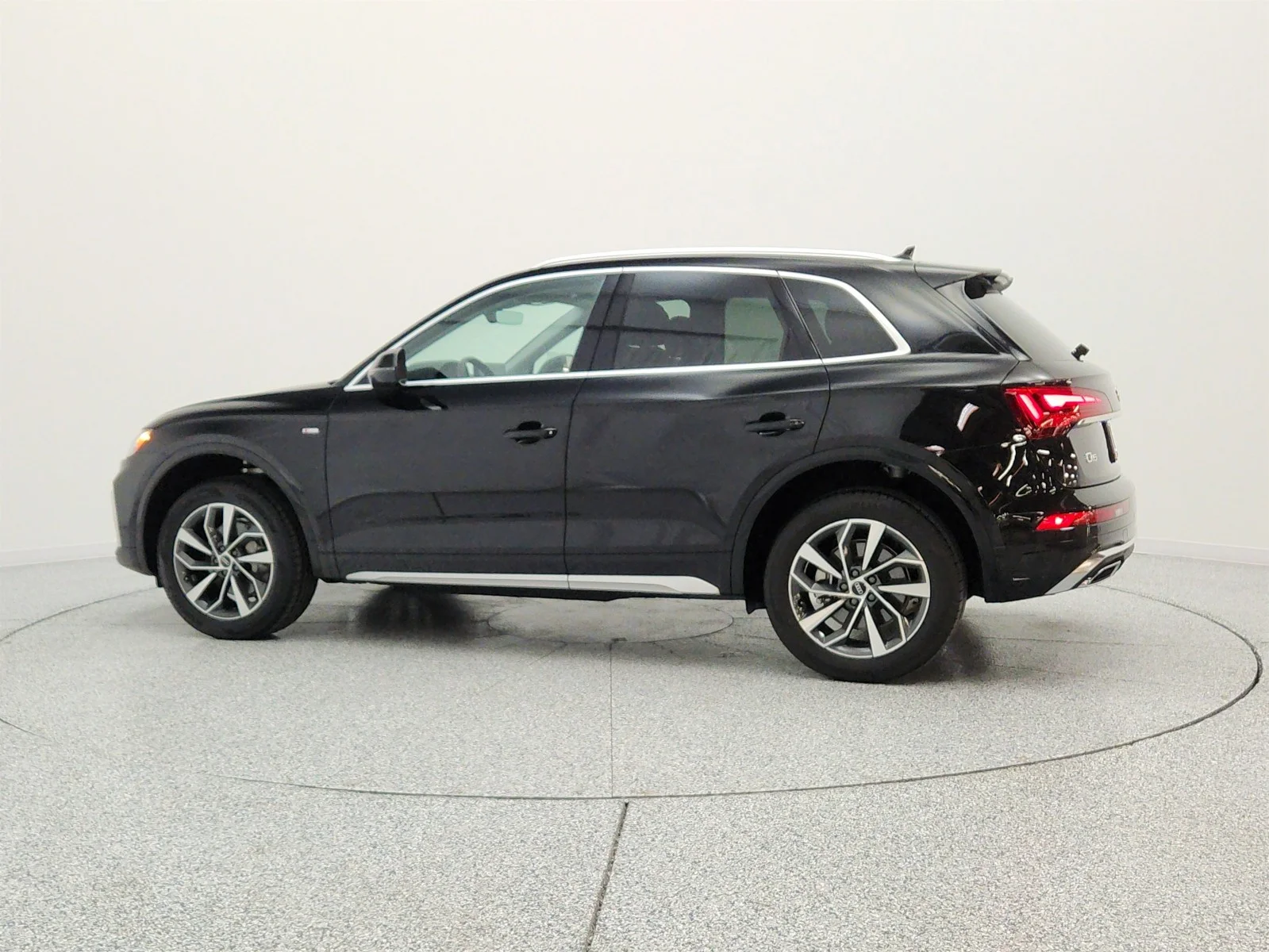 Used 2024 Mythos Black Metallic Audi S line Premium 45 TFSI quattro image 8