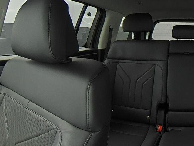 New 2027 Silver Hyundai SEL AWD image 40
