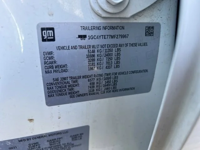 Used 2021 Summit White Chevrolet LT image 23