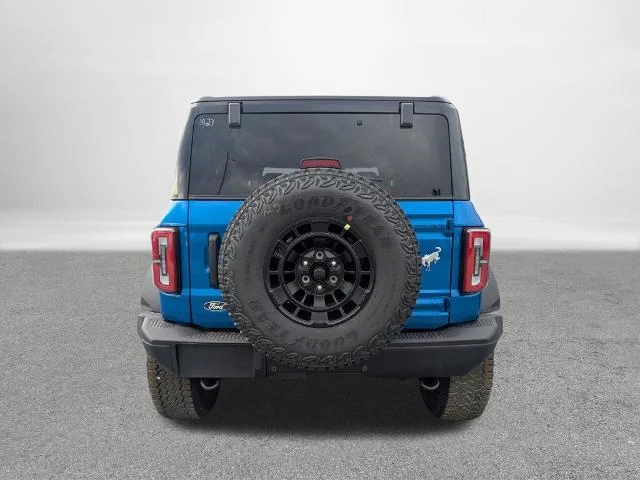 New 2026 Velocity Blue Metallic Ford Badlands® image 33