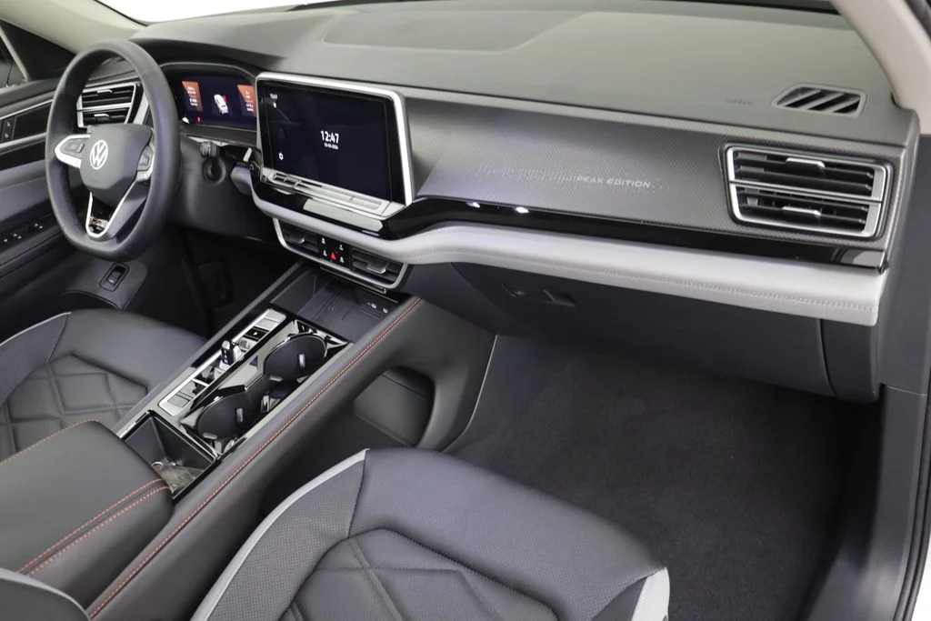 New 2026 Opal White Volkswagen Peak Edition image 20