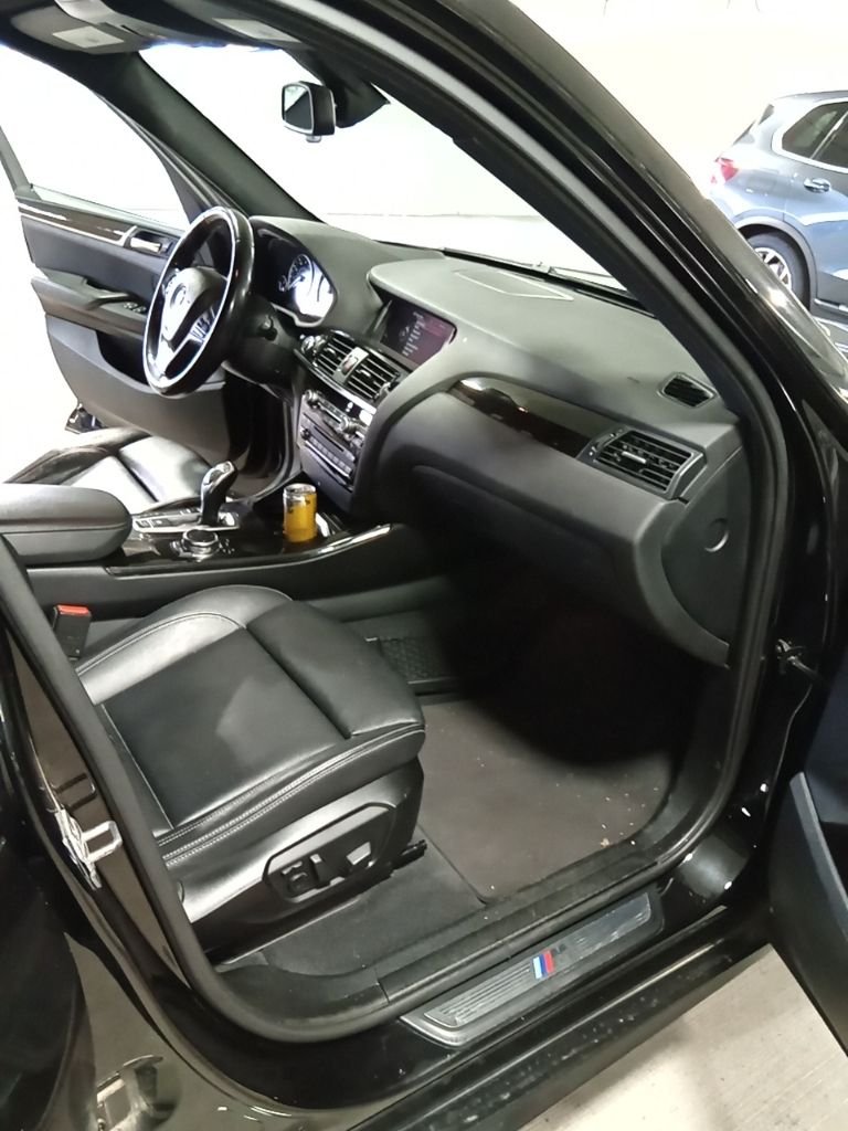 Used 2016 Black Sapphire Metallic BMW xDrive35i image 12