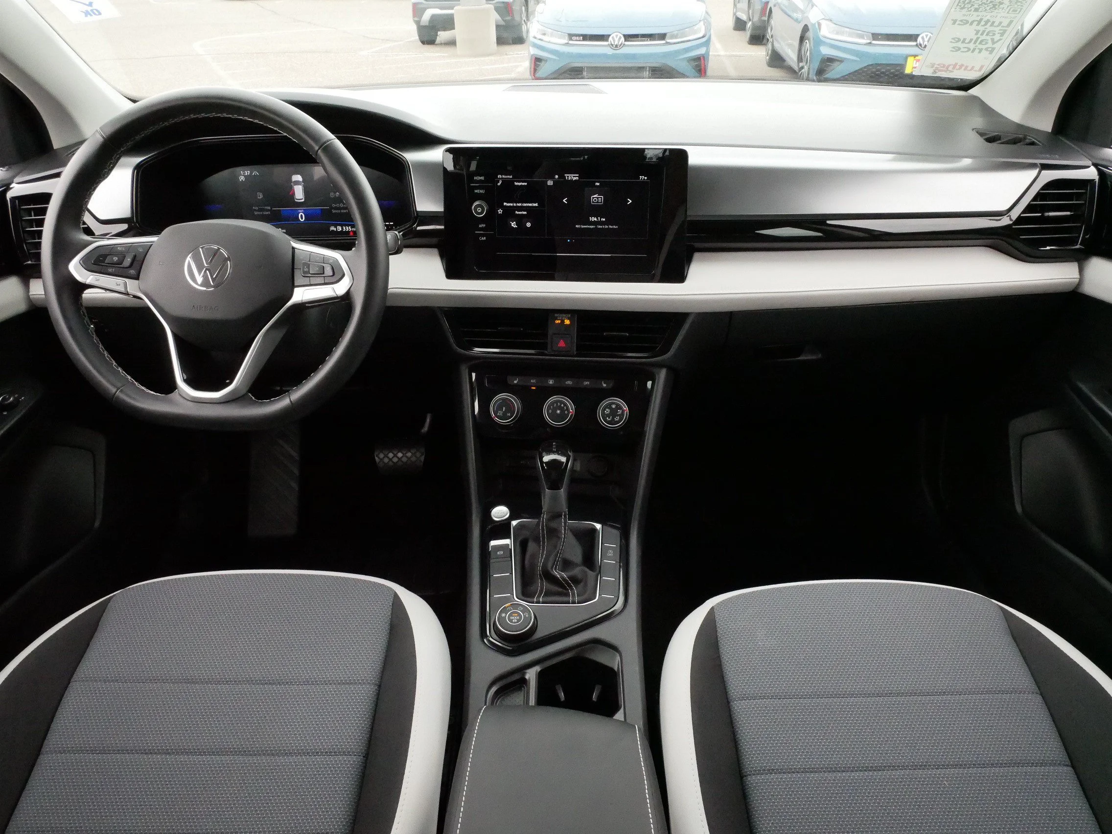 Used 2025 Platinum Gray Metallic Volkswagen S image 10