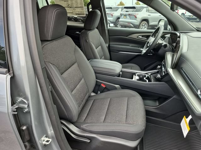 2027 Chevrolet Traverse LT - Photo 30