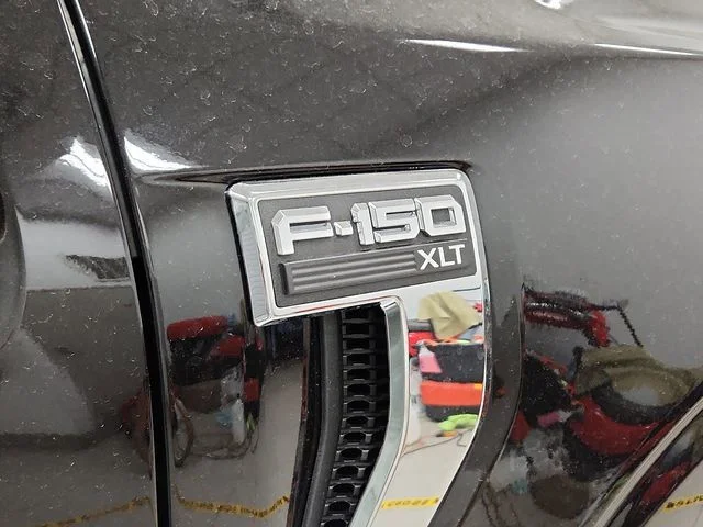 New 2026 Agate Black Metallic Ford XLT image 14