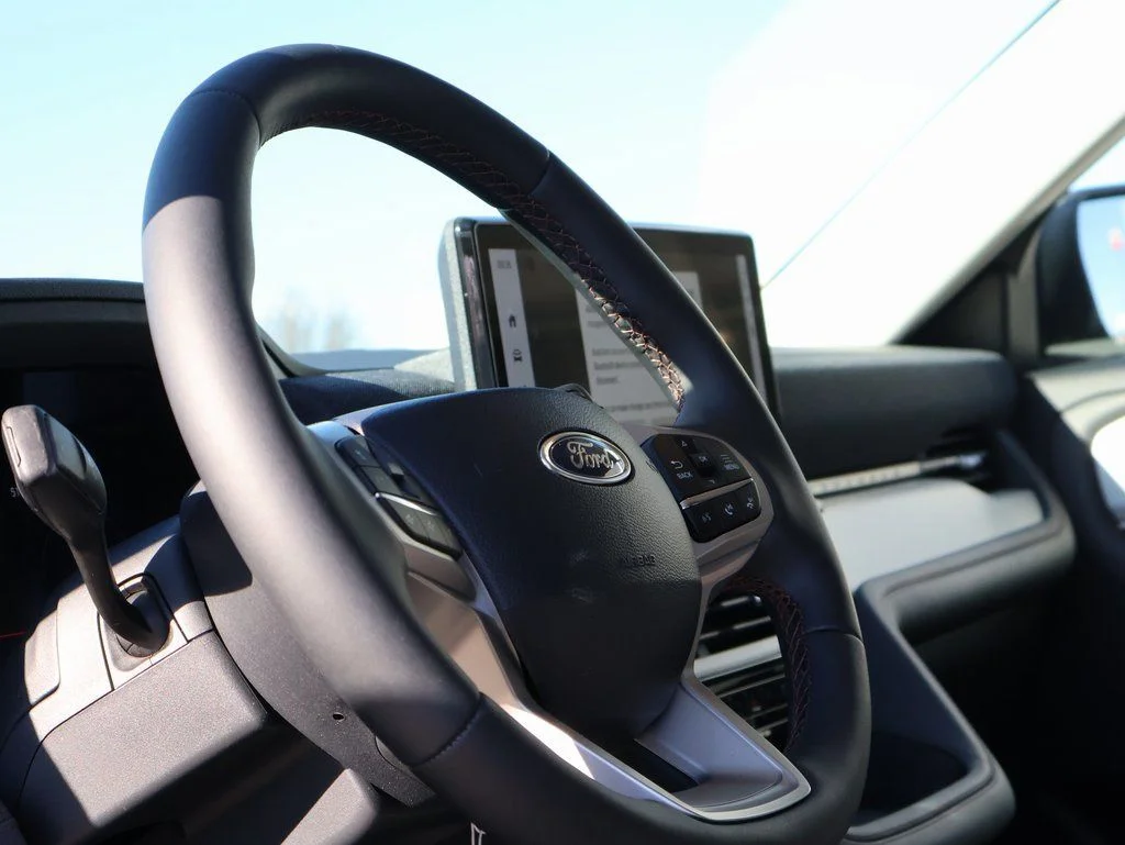 New 2026 Agate Black Metallic Ford Active image 27