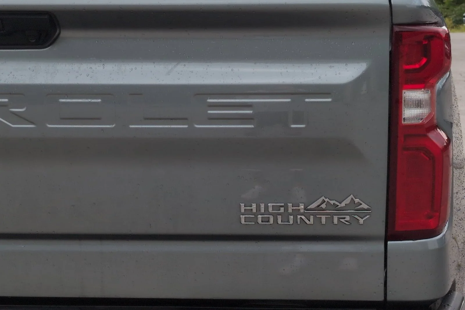 Used 2024 Sterling Gray Metallic Chevrolet High Country image 28