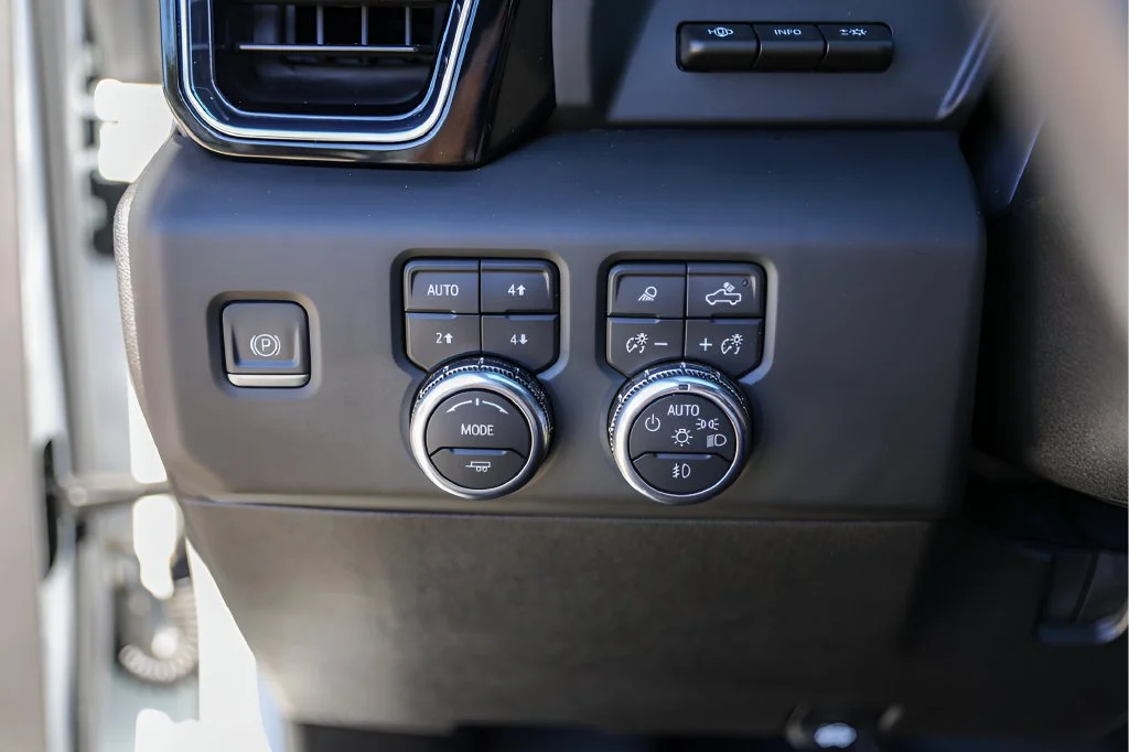 Used 2024 Summit White GMC Denali Ultimate image 17