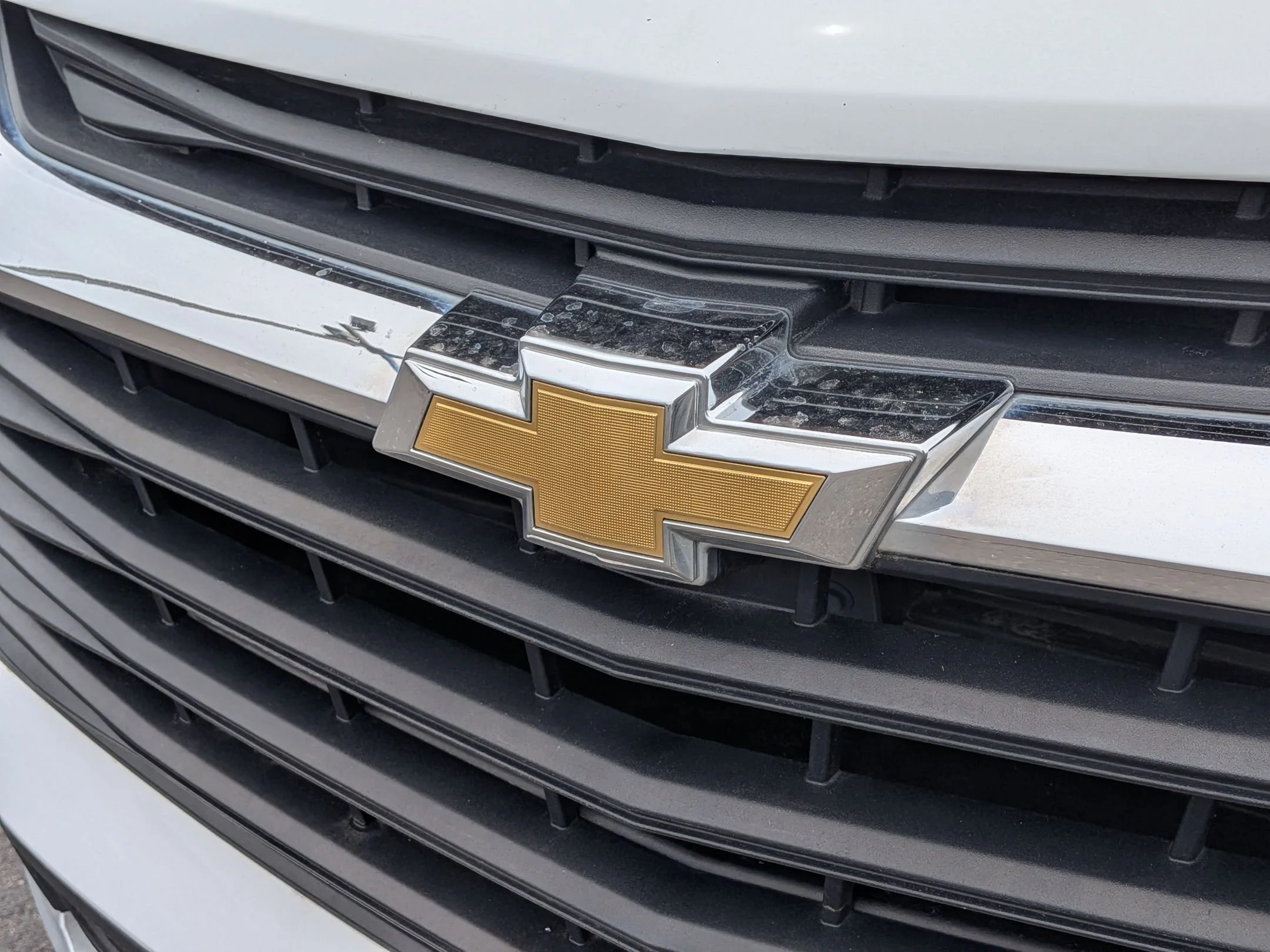 Used 2022 Summit White Chevrolet LT image 30