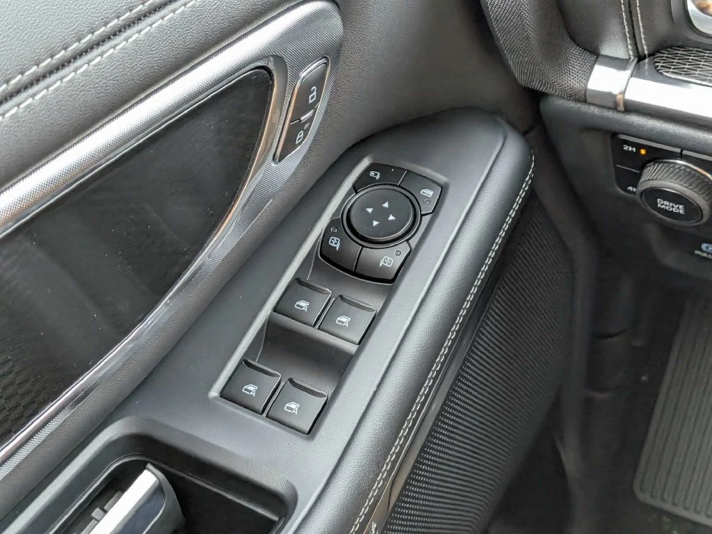 New 2027 Dark Matter Gray Metallic Ford MAX Platinum image 20