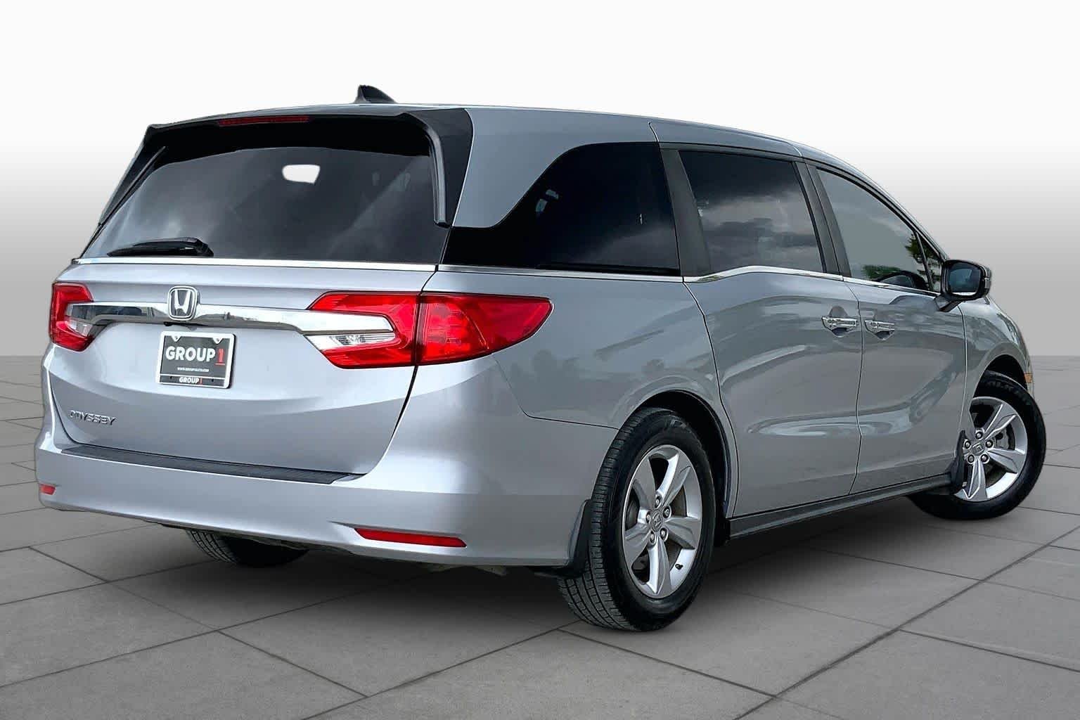 Used 2019 Lunar Silver Metallic Honda EX-L w/Navi/RES image 13