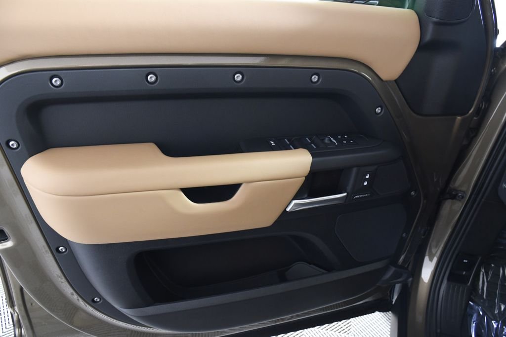 New 2026 Gondwana Stone Land Rover S image 14