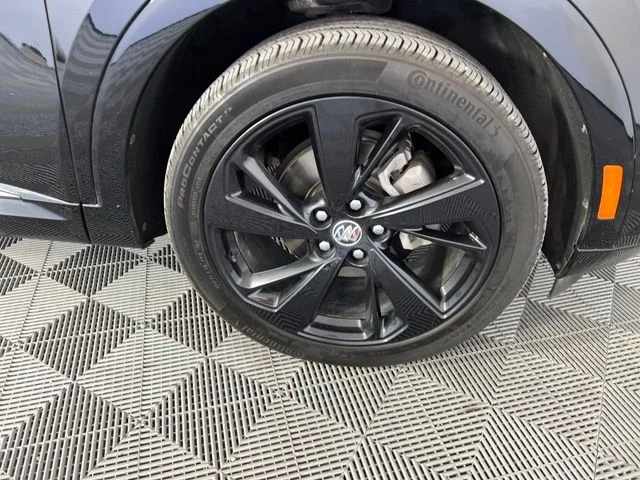 Used 2022 Black Buick Essence image 49
