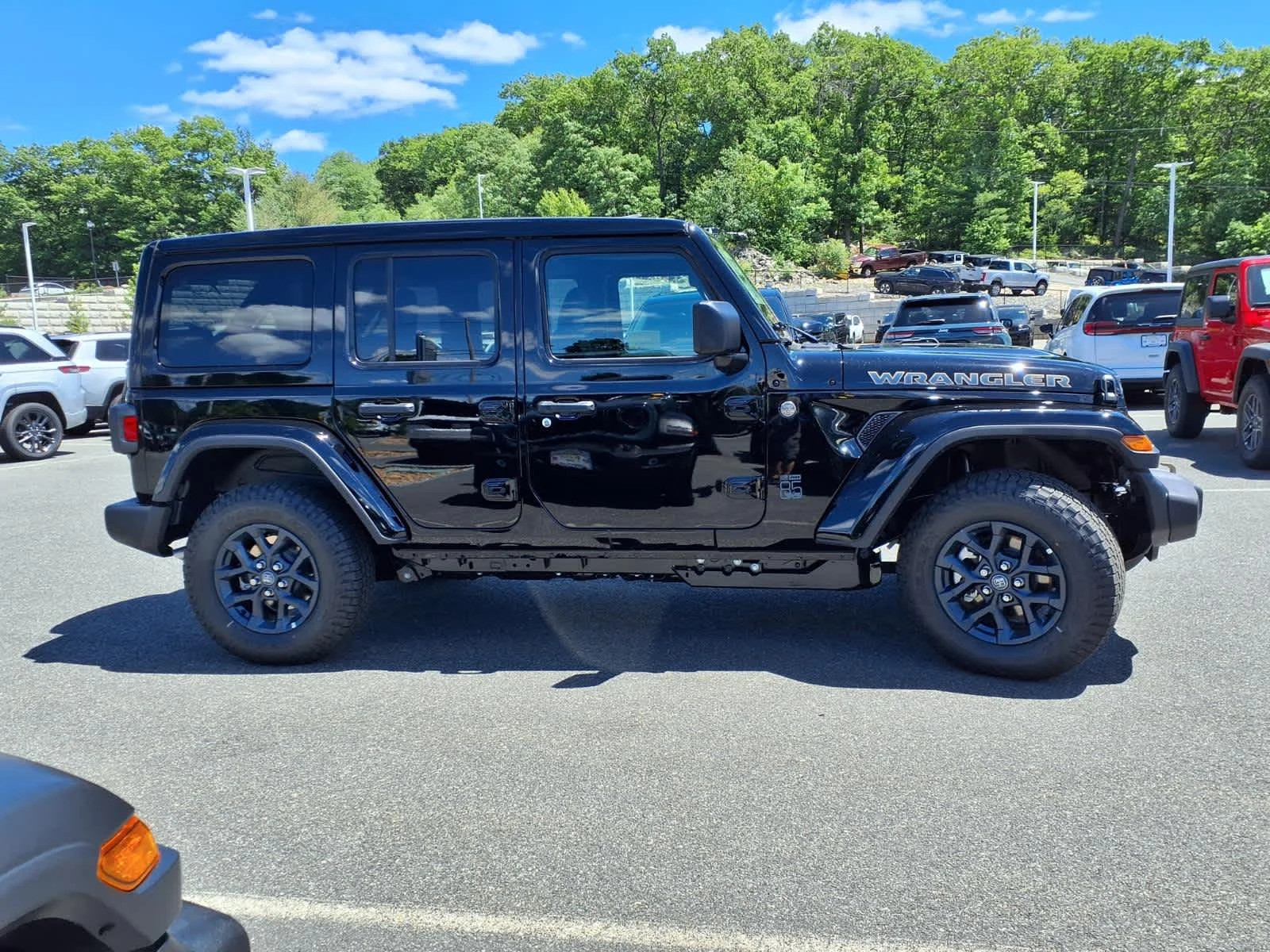 New 2026 Black Clearcoat Jeep 85th Anniversary image 6