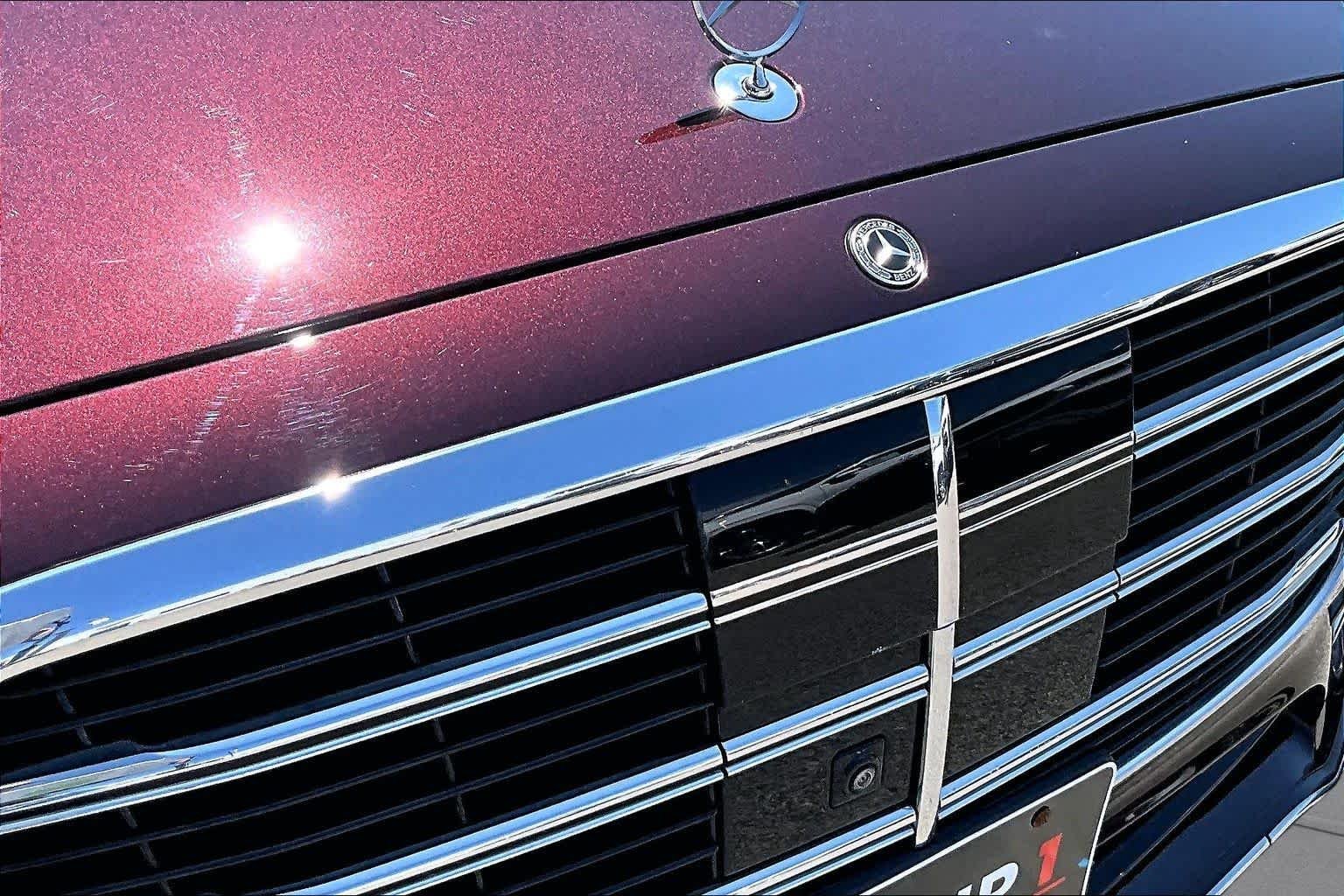 Used 2022 Rubellite Red Mercedes-Benz S 580 image 29