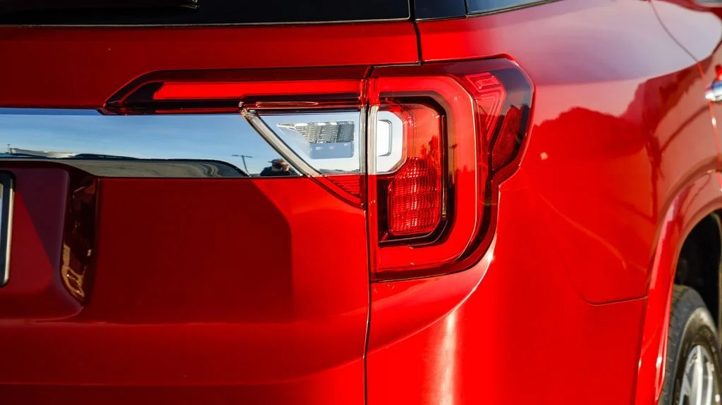 Used 2023 Red GMC Denali image 10