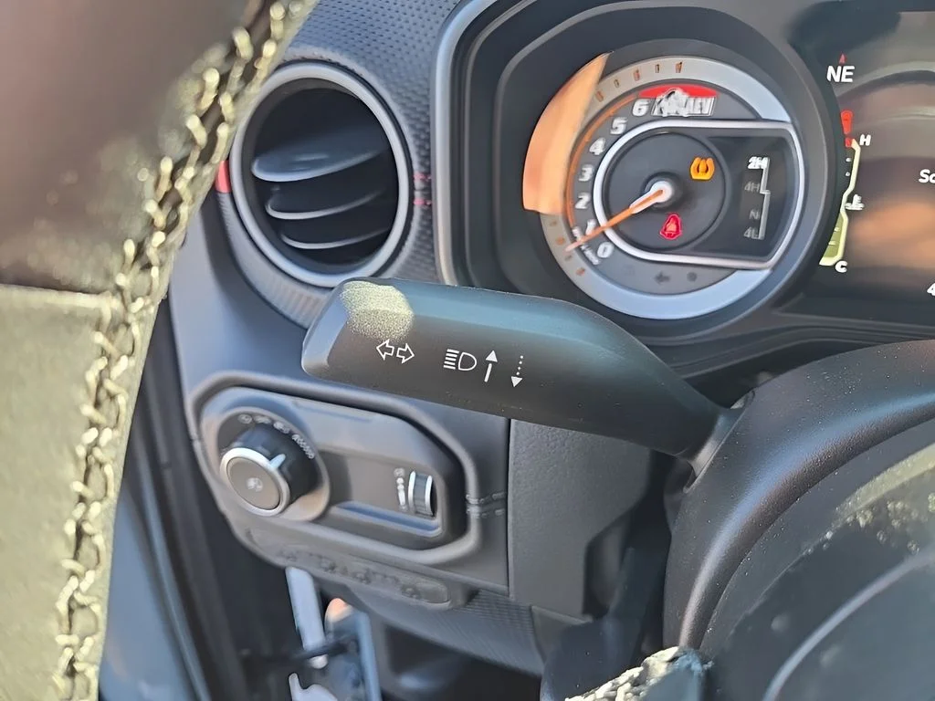 2025 Jeep Wrangler 4-Door Rubicon - Photo 51