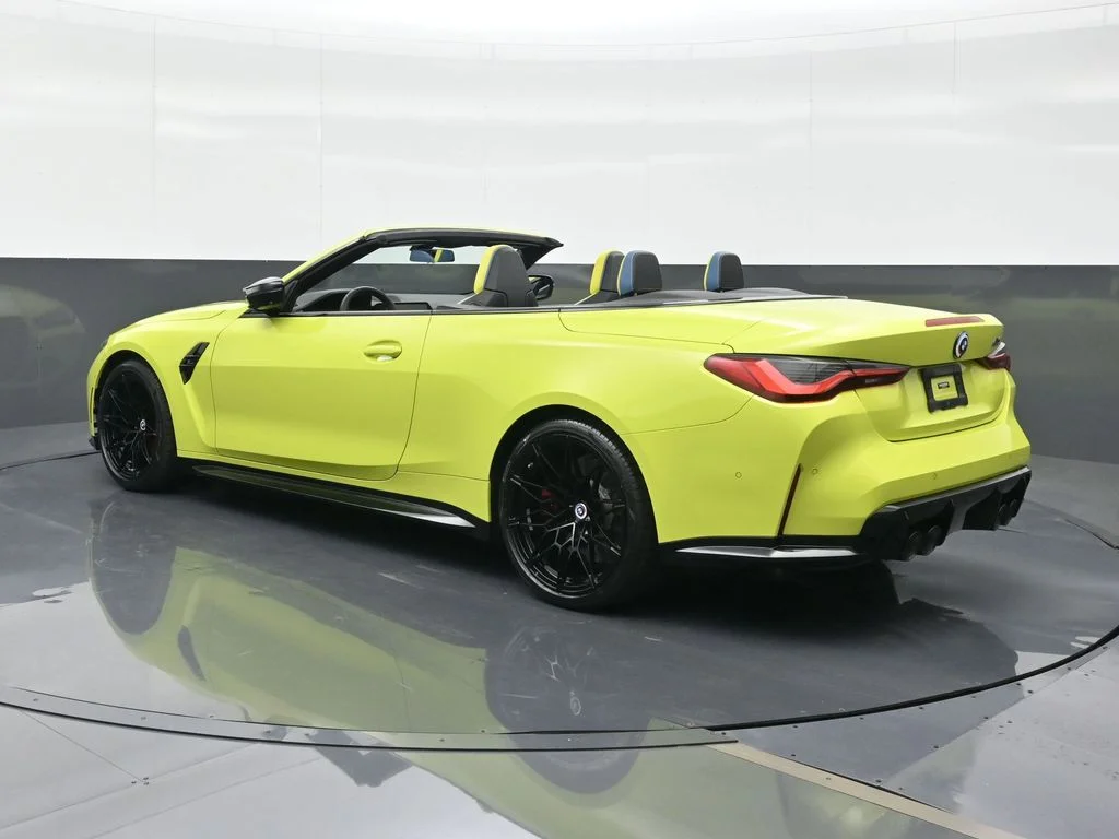 Used 2022 Yellow BMW Competition image 3