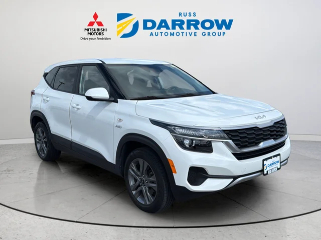 Certified Used 2022 White Kia LX image 7