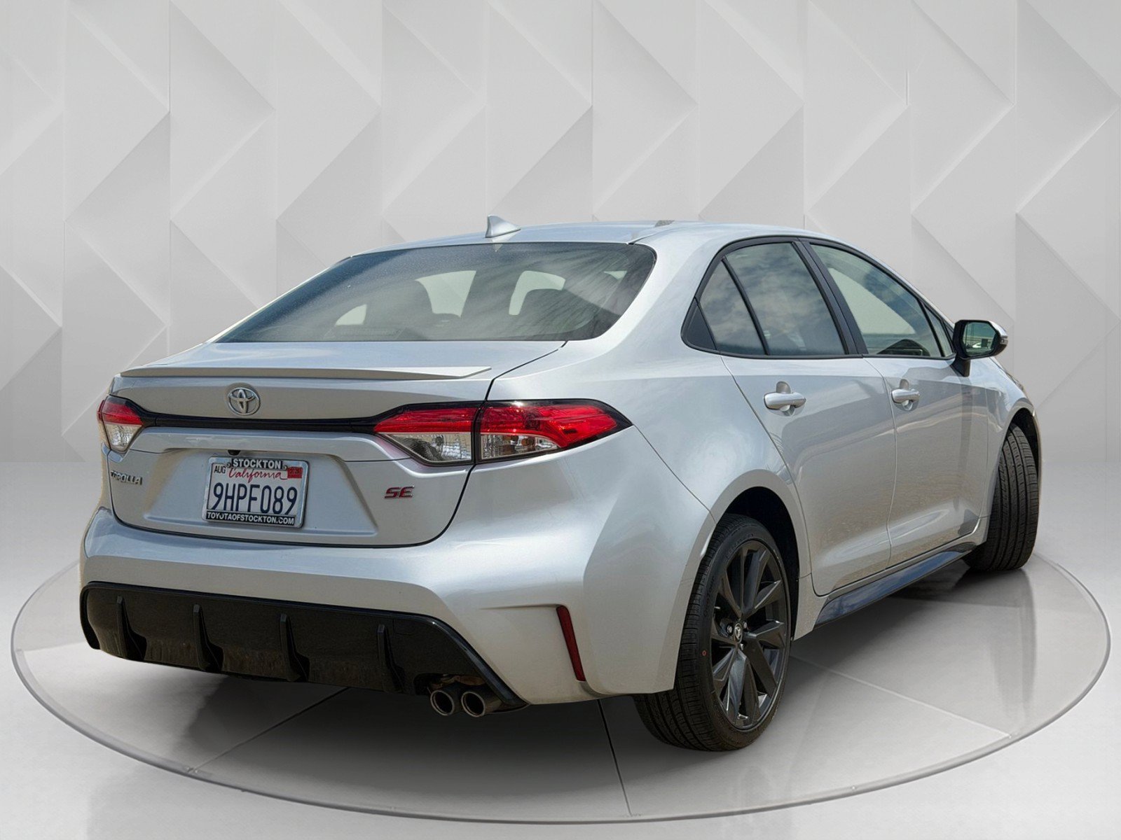 Certified Used 2023 Classic Silver Metallic Toyota SE image 8