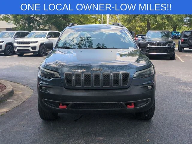 Used 2019 Blue Jeep Trailhawk image 8