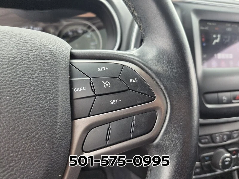 Used 2019 Velvet JEEP LATITUDE PLUS FWD image 25