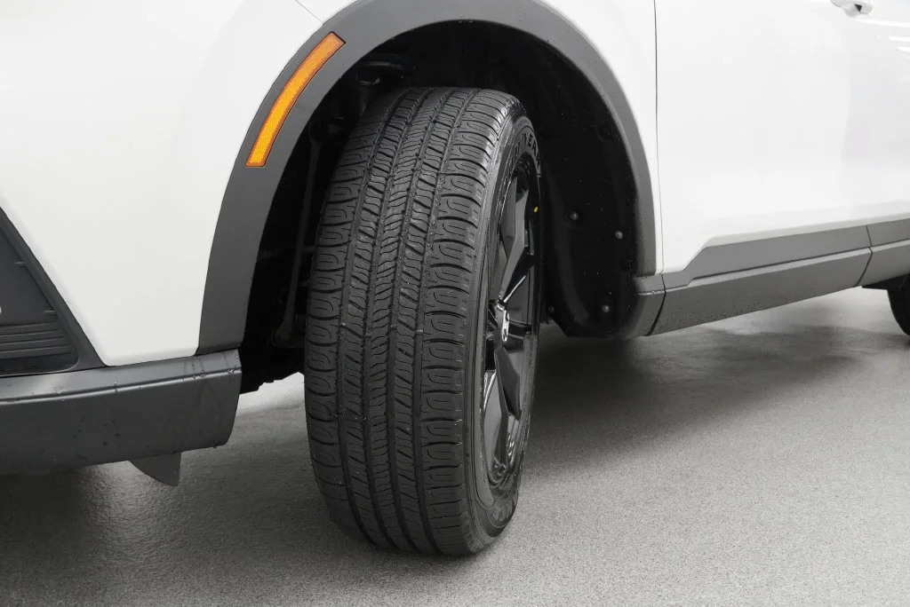 Used 2025 White Honda Sport-L image 22