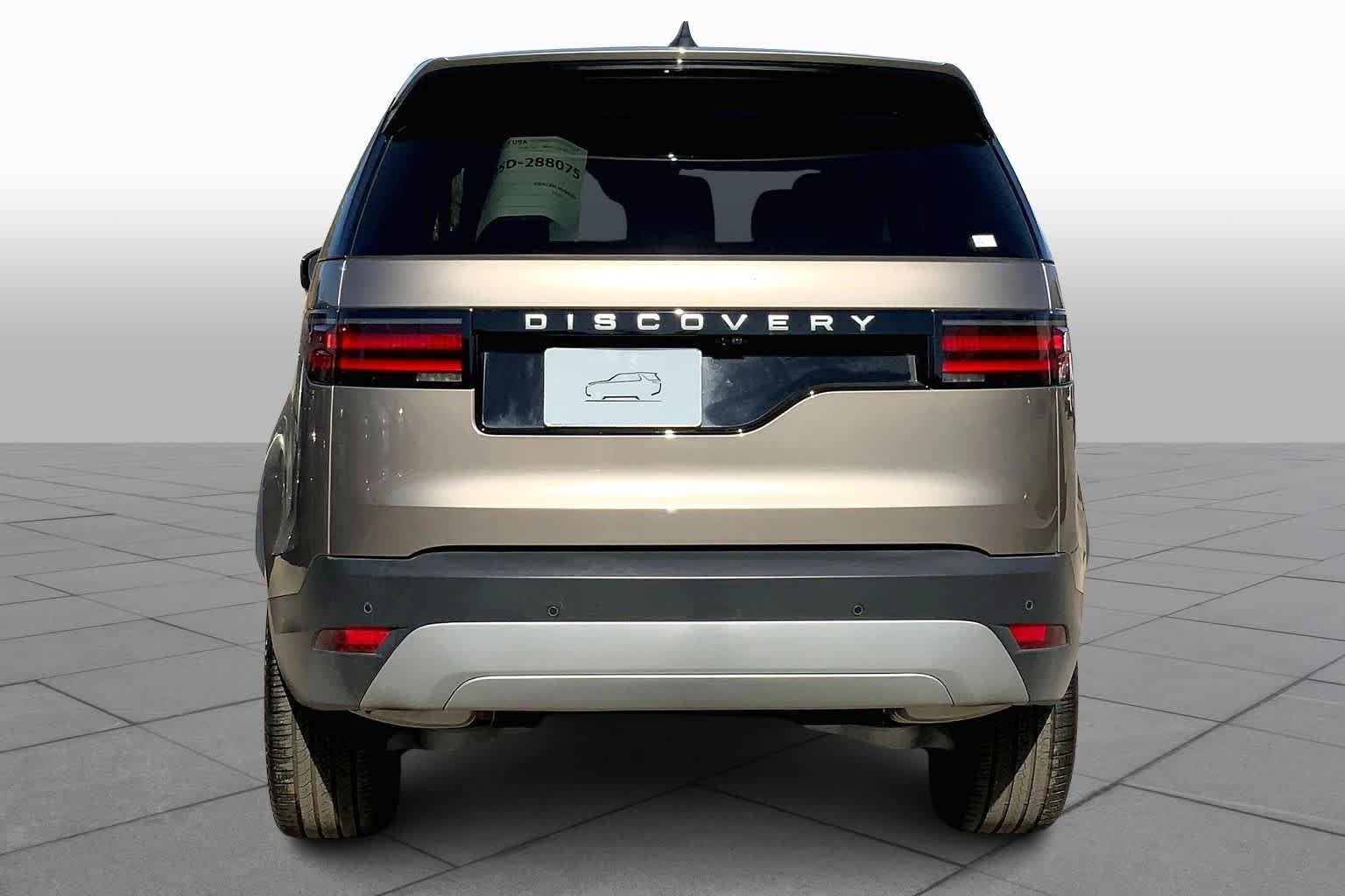 Used 2025 Lantau Bronze Metallic Land Rover S image 4