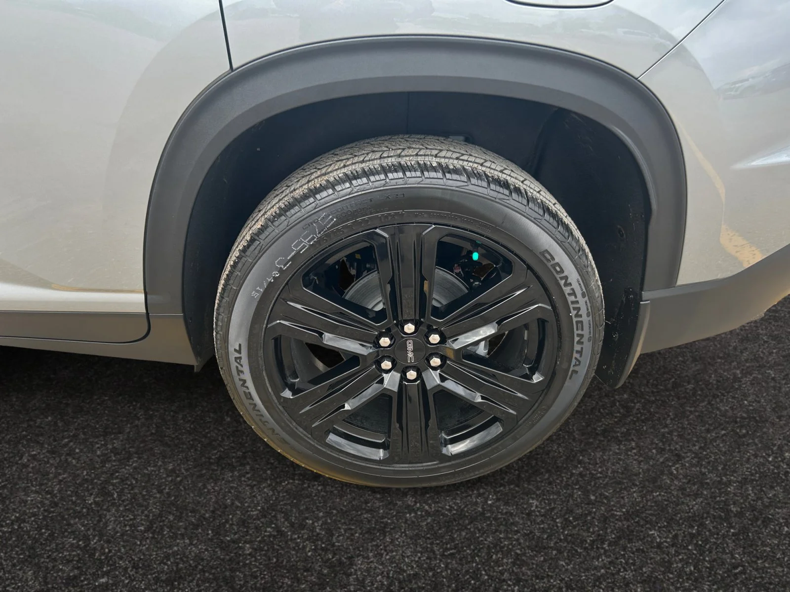 New 2026 Sterling Metallic GMC Elevation AWD image 9